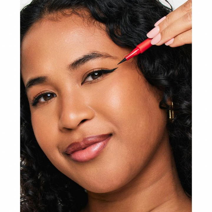 Point Made Waterproof Liquid Eyeliner Pen